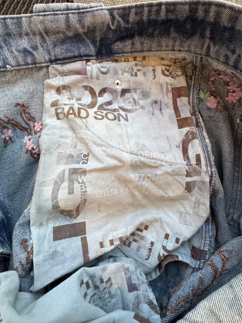 Badson Cherry Blossom Jeans  Unisex  Size XL - Picture 10 of 16